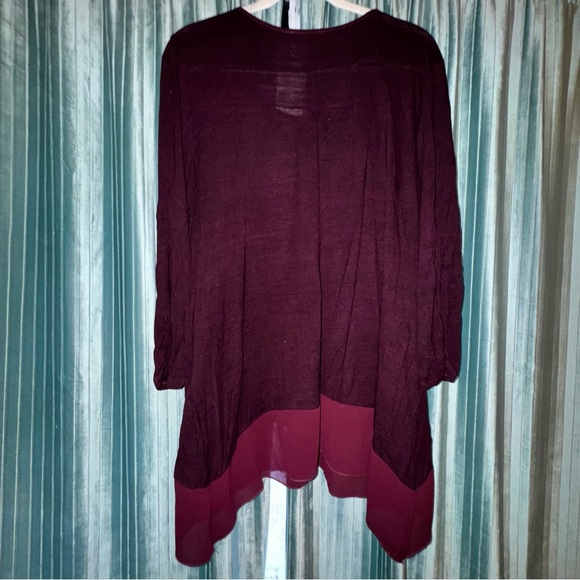NOTATIONS | asymmetrical hem 3/4 sleeve top | maroon | XL - Picture 5 of 5